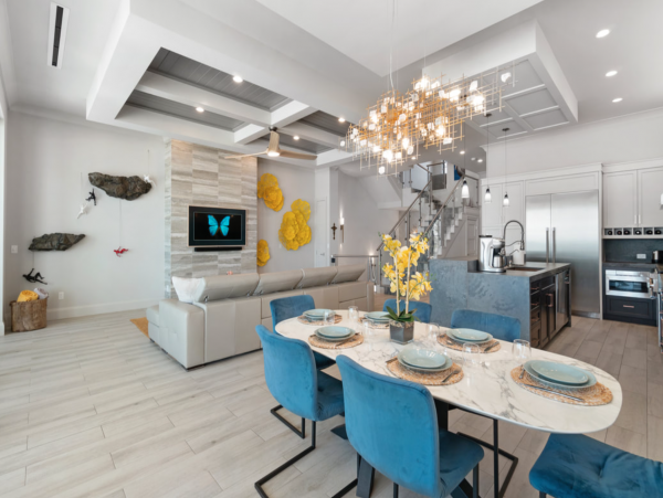 Beachfront Home in Fort Myers with Panoramic Gulf Views